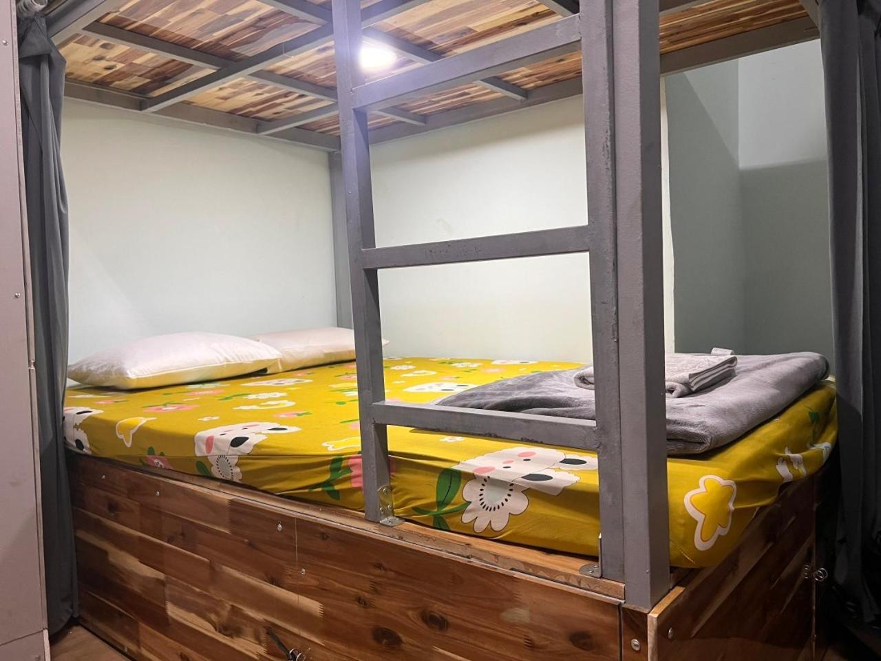 Kim Hostel โฮจิมินห์ซิตี้ ภายนอก รูปภาพ
